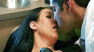 Angela White Visita Al Dentista