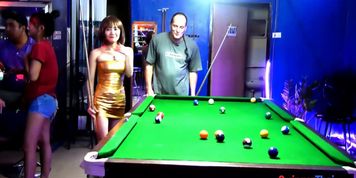 Petite Thai Hooker Wife Goes With Stranger Short Time