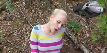 Geck Met Blonde In The Woods And Got A Nice Blowjob