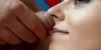 Livecam Models Acquire Nose-Screwed