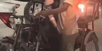 Rich High Class Drunk Indian Girl Giving Handjob To Rikshawala On Street Full Video Link - Https://S.Id/QjCU1