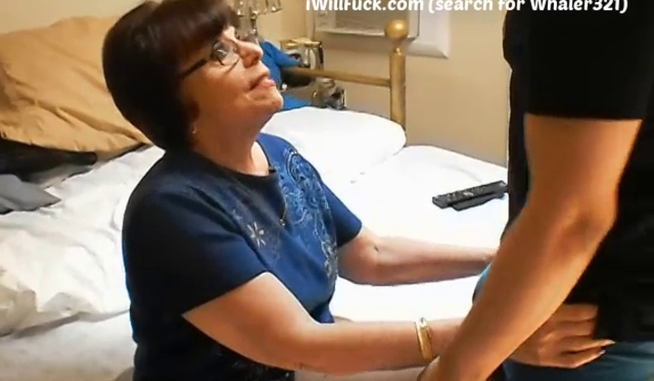 Granny Sucks Cock For Help Fixing Her Phone