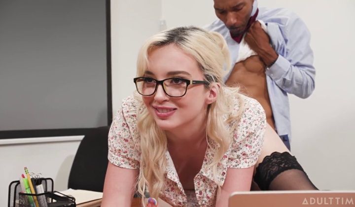 [Sawyer] Gangbang Lexi Lore Bdsm