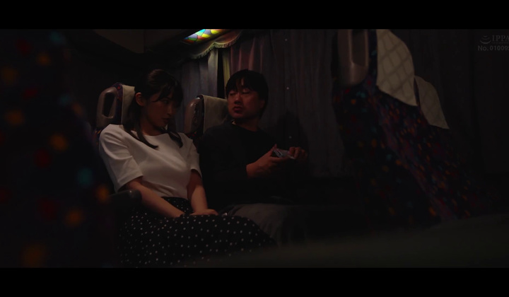 A Night Bus With A Big Ass Wife To Tokyo One Way 300km Creampie One Night Love Misono Kazuka 2of5