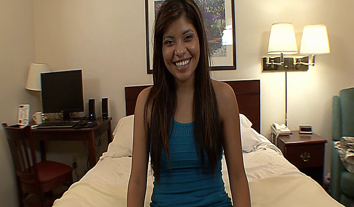 Carri Gorgeous Brunette Ebony Hotie Fucking On Camera