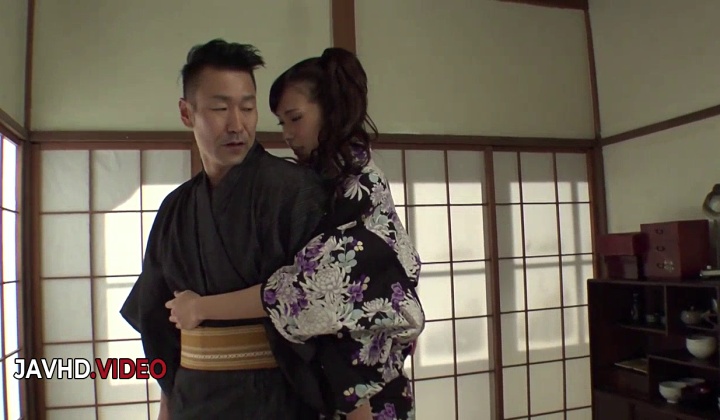 Gorgeous Asian Blow Job Thrills With Yui Oba & Her Seductive Skills