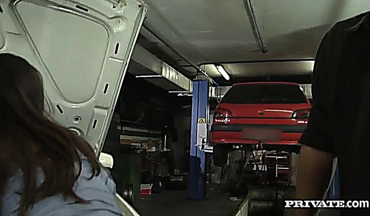 Valentina Canalli In Anal Carwash
