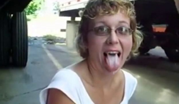 Amateur Wife Dogging With Truckdriver