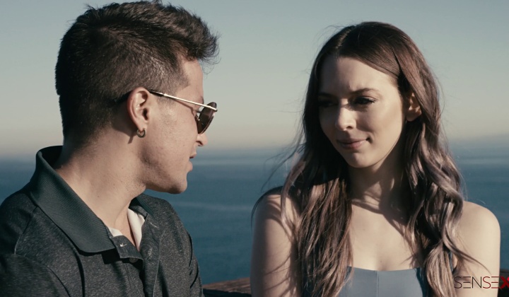 [Sawyer] Hot Brunette Fucked Seaside