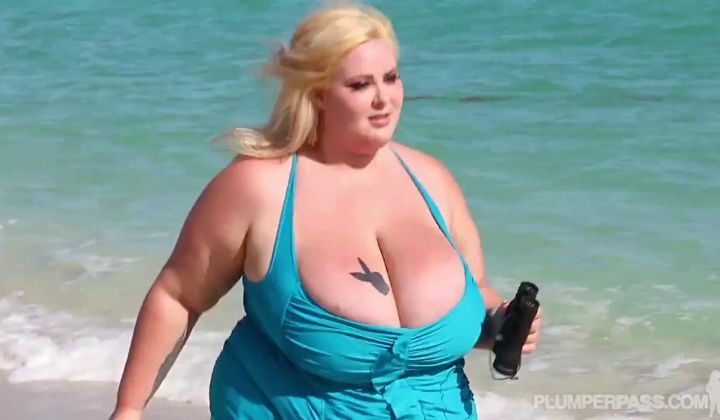 Tourist Beach House Bbw Sex With Busty Wife Mandy Majestic