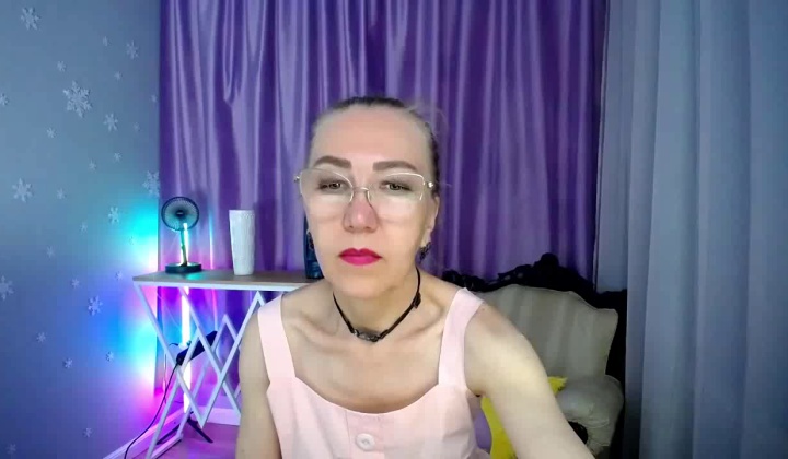 Amateur Skinny Small Tits Cute Webcam Mature Solo