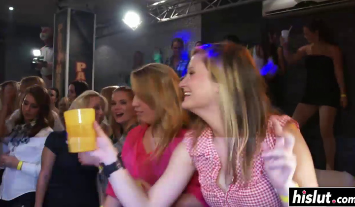 Sexy Party Sluts Love To Get Fucked