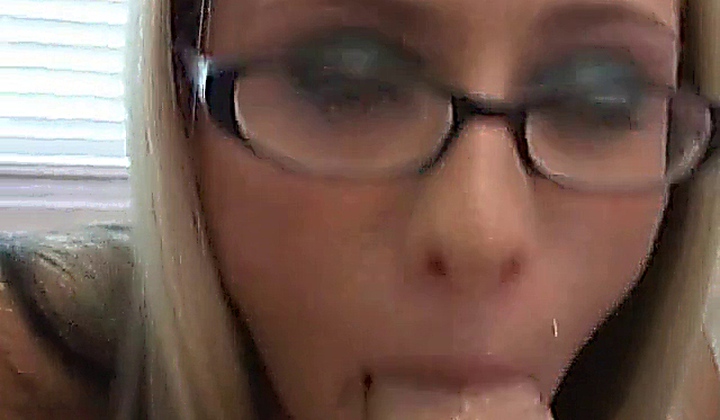 Amateur Teen Girlfriend With Glasses Full Blowjob With Cim