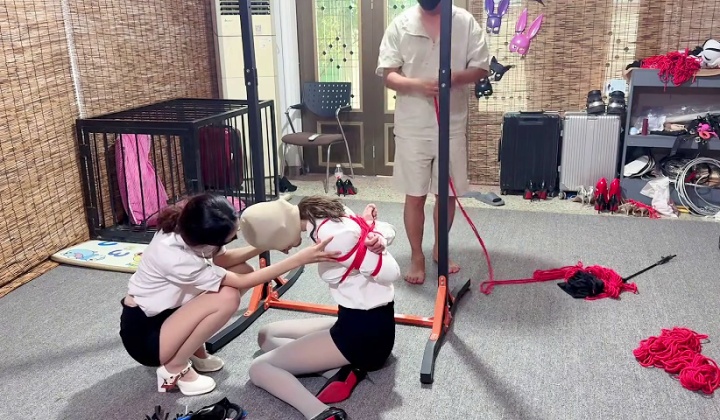 Asian Bondage And Inverted Suspension Bondage