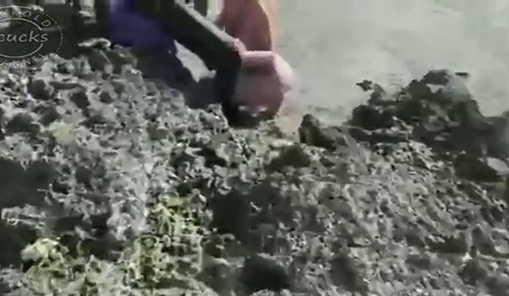 Blonde Wife Cuckolds Hubby With Her Bbc On The Beach