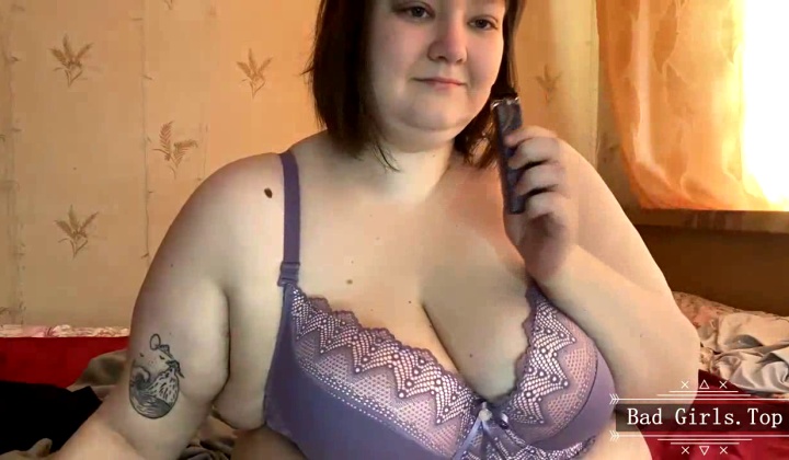Bbw Huge Tits And Ass Babe Hairy Pussy Masturbate