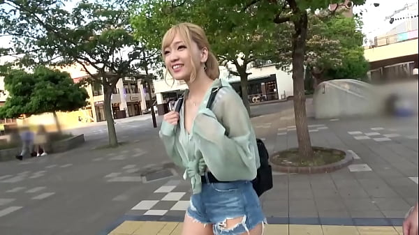 A Blonde White Gal JD With A Cute Look And Character! She Exploded With Shocking Erotic Potential, Shaking Her Plump Big Butt And Cumming In A Big Way 4 Very Satisfying Shots! !