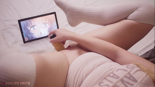 Curvy Teen Blondie Can'T Stop Watching Hentai