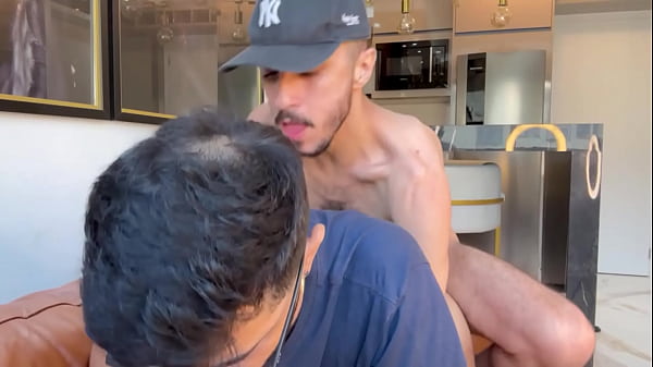 MARCOS GOIANO - FUCKED BY THE BIG ENDOWED GIRL WITH THE OLD DICK - BAREBACK GAY SEX WITH A BIG ENDOWED BAIANO