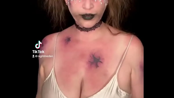 Do You Like Me A Broken Doll? #Crackeddoll #Brokendoll #Cosplay #Doll